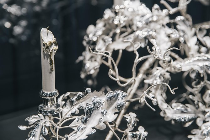 Admission Ticket to Live Silver Museum - The collection: silver with scale and purpose