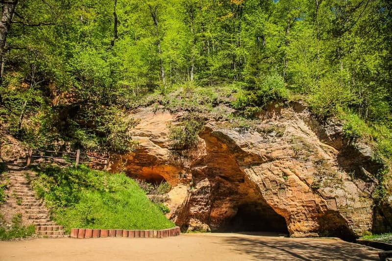 Day trip Riga - Sigulda, the 'Switzerland of Latvia' - Sigulda’s Livonian Order ruins