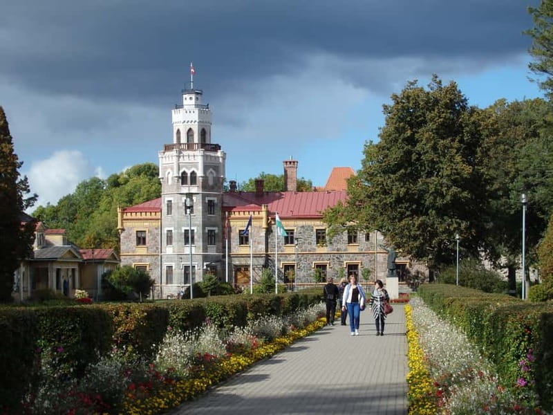 Day trip Riga - Sigulda, the 'Switzerland of Latvia' - The Krimulda cable car over the Gauja Valley