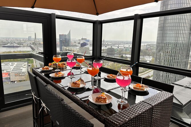 Exclusive Igloo for Lunches, Dinners and Events - Booking, Cancellation, and Practical Details