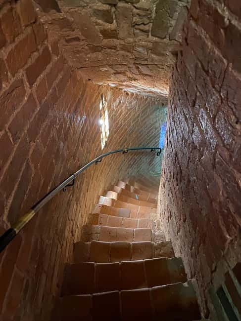 From Riga: Sigulda and Turaida Legends Tour - The guides are a major part of the value
