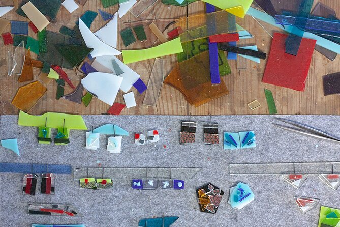 Glass Jewellery Workshop - Getting there and planning your visit