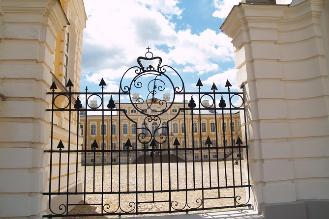 Group Day trip to Rundale Palace, Hill of Crosses & Bauska Castle - Is $151.17 a fair price?