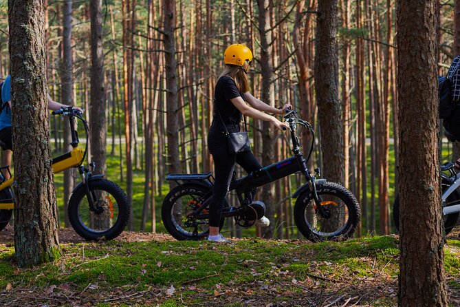 Guided Ebike Tour on Forest Roads and Trails Near Riga - River views and the 17-meter White Dune
