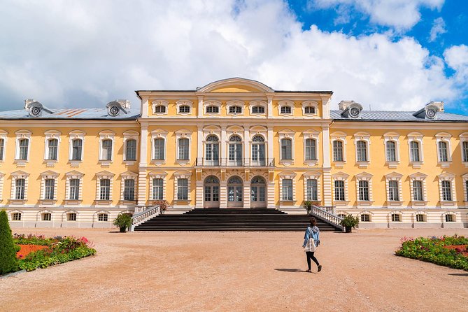 Hill of Crosses & Rundale Palace Tour - Who will get the most from this tour