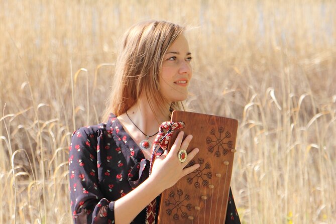 Magical sounds of the Kokle - Learn how to play it - Your First Notes on the Kokle