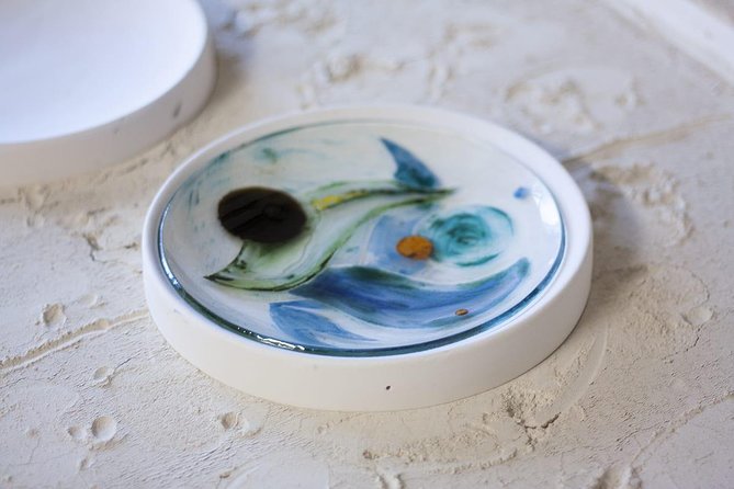 Make your own Plate: Glass Workshop - Painting with a medieval church-window technique