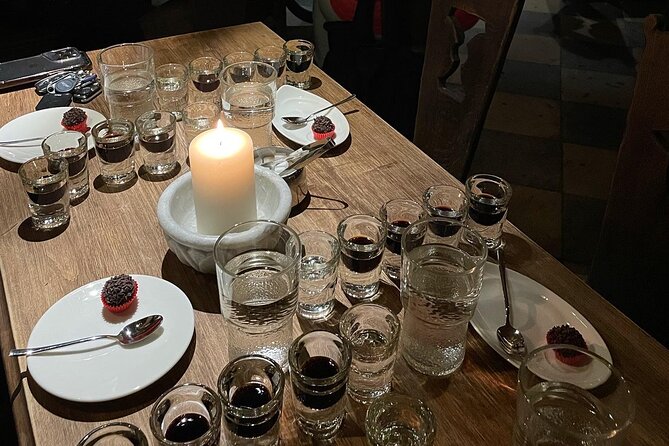 Medieval Experience: Guided Sightseeing and Food Tasting - From sightseeing to the medieval table