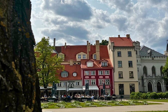 Old Town Sightseeing Tour in Riga by Electro Bus - Freedom Monument and Laima Clock