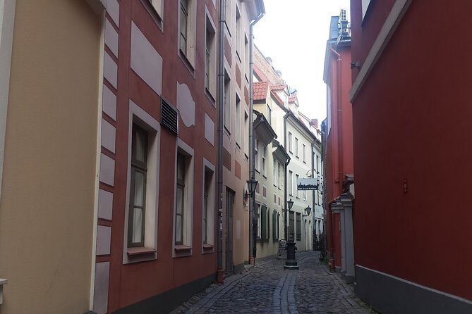 Private Riga Old Town Walking Tour - A guide makes the difference