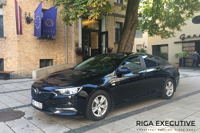 Private Transfer from Hotel to Riga Airport with English speaking driver - Why a private Riga airport ride can make sense