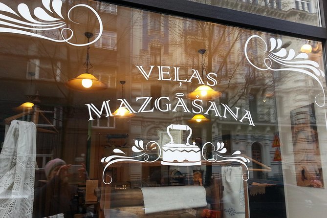 Riga Art Nouveau walking tour - What the guides add to a short walk