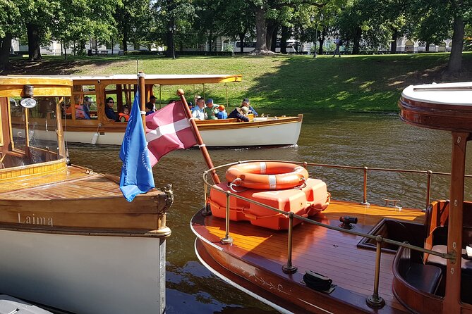 Riga City Canal & Daugava River Premium Boat Tour with Audioguide - What the audio guide adds, and where it falls short