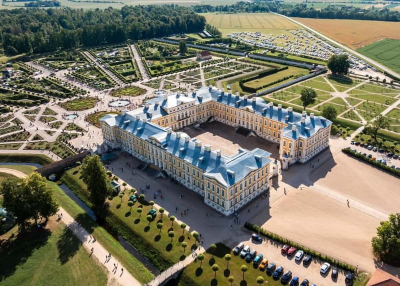 Riga: Hill of Crosses, Guided Rundale Palace & Bauska Castle - Is $130 a fair price?