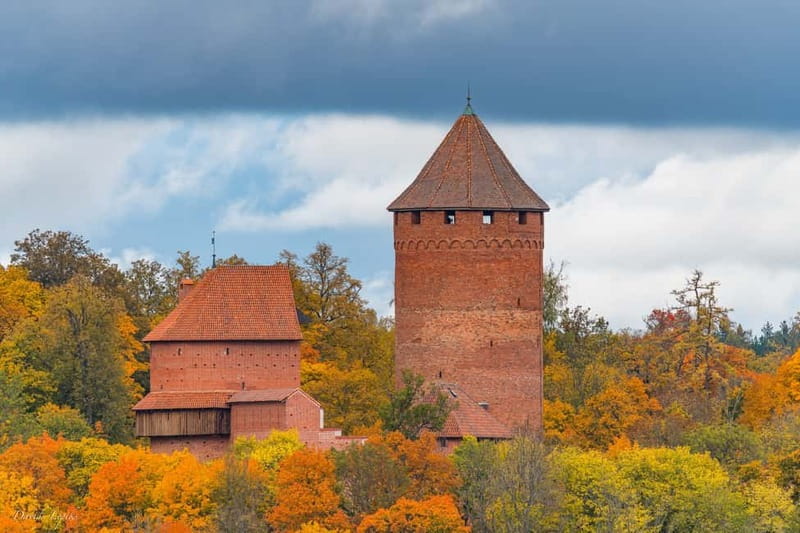Riga: Private Sigulda, Turaida, and Gauja National Park Tour - New Sigulda Castle and the medieval ruins