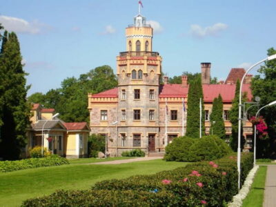 Private Sigulda, Turaida, and Gauja National Park Tour