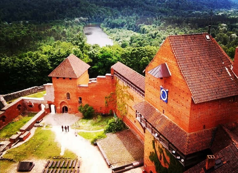 Riga: Private Sigulda, Turaida, and Gauja National Park Tour - Timing, weather, and walking