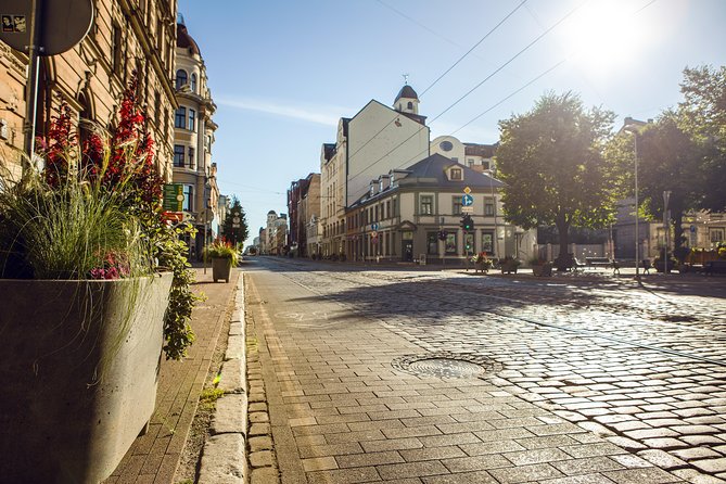 Riga Private Walking Tour - What the private format really adds