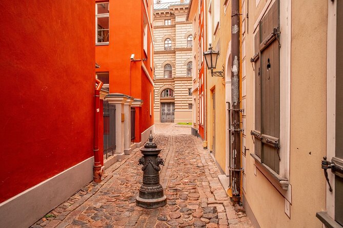Riga Scavenger Hunt and Highlights Self Guided Audio Tour - A playful first look at Riga’s center