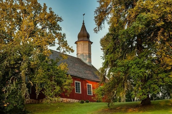 Riga to Tallinn - Sightseeing transfer - The cost compared with other ways to cross the Baltics
