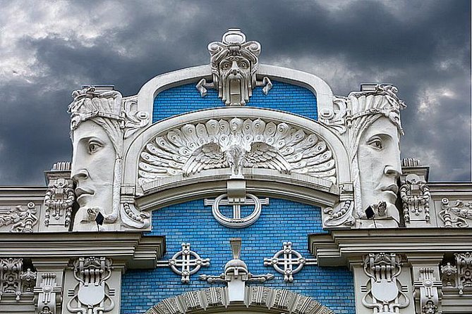 Riga walking guided Sightseeing tour - Why this private Riga walk works well