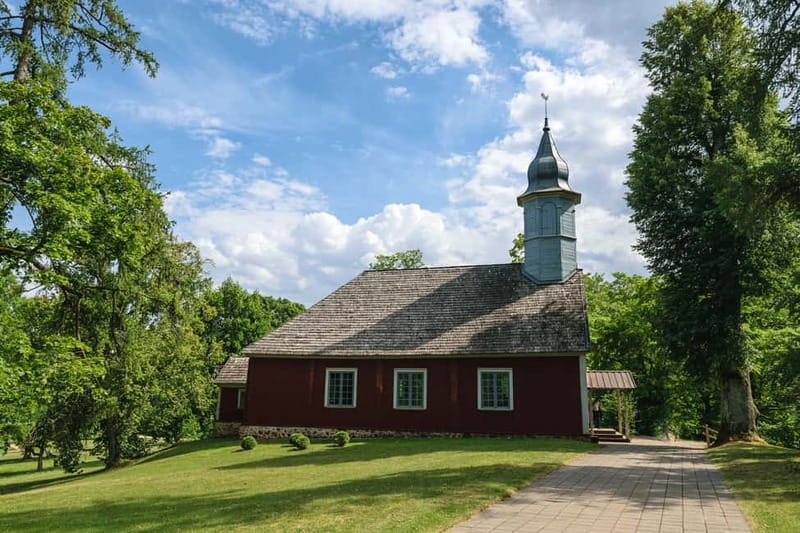 Sigulda Day Tour - Castle Ruins, Gūtmaņala Grotto, & More - Turaida Museum Reserve, 42 hectares of history