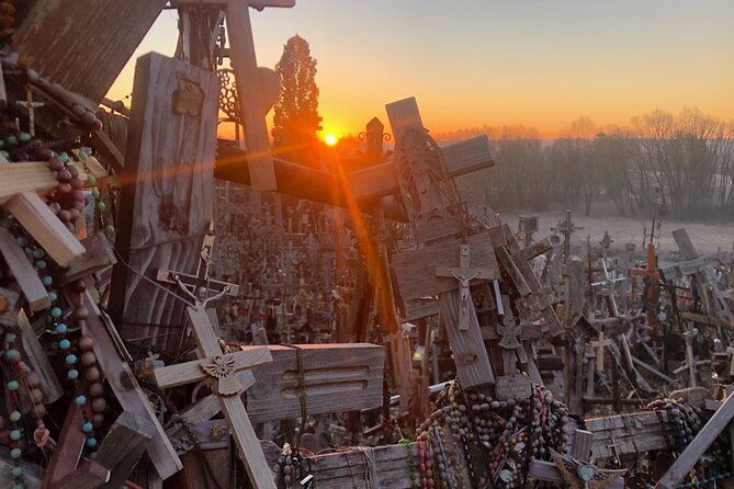 Sunrise at the Hill of Crosses - 2 countries in 1 day - The early pickup from central Riga