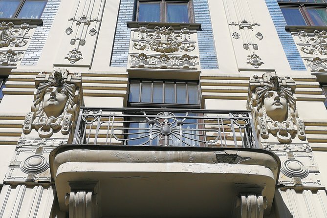 Ultimate Art Nouveau Experience in Riga - Private Tour - Timing, meeting point, and route